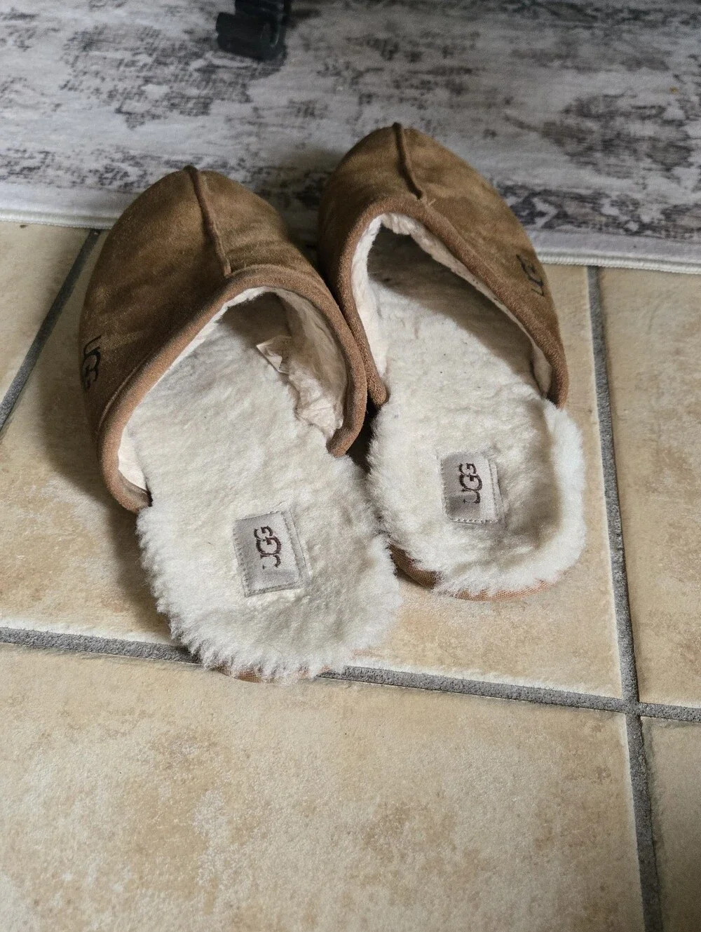 UGG Mens Scuff Suede Slippers Chestnut Tan Sheepskin Shearling Fur Size 11 Uggs